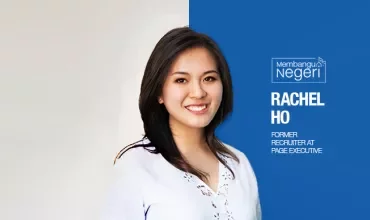 Person smiling with a blue background and text stating former recruiter at Page Executive.
